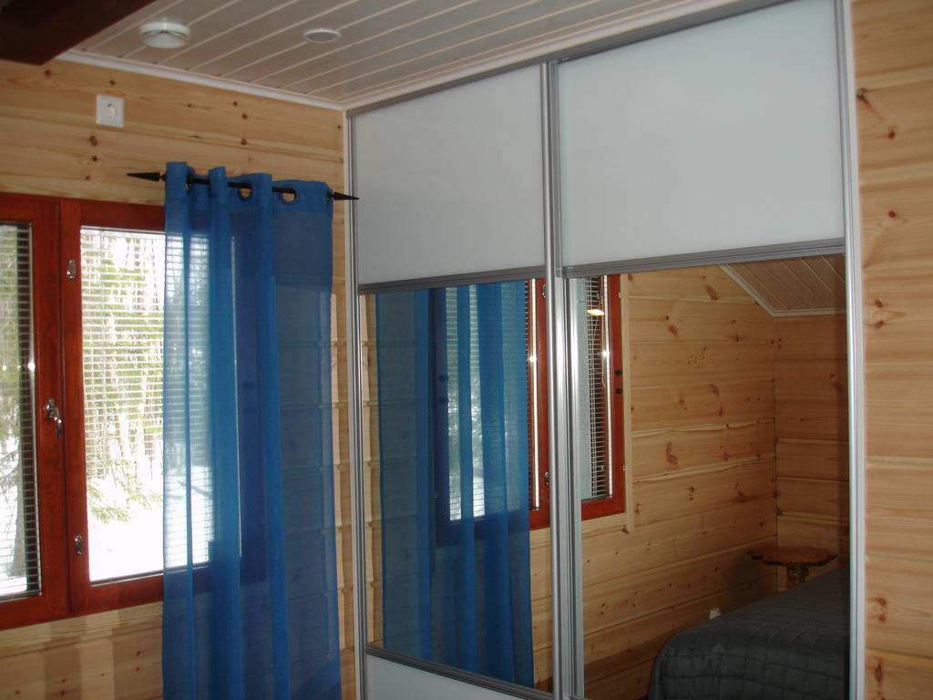 Aamuruskon Ukkola Cottage Sirkkakoski Room photo